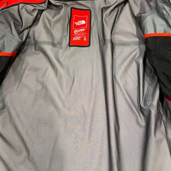 North Face Future Light jacket size XL NEW without tags